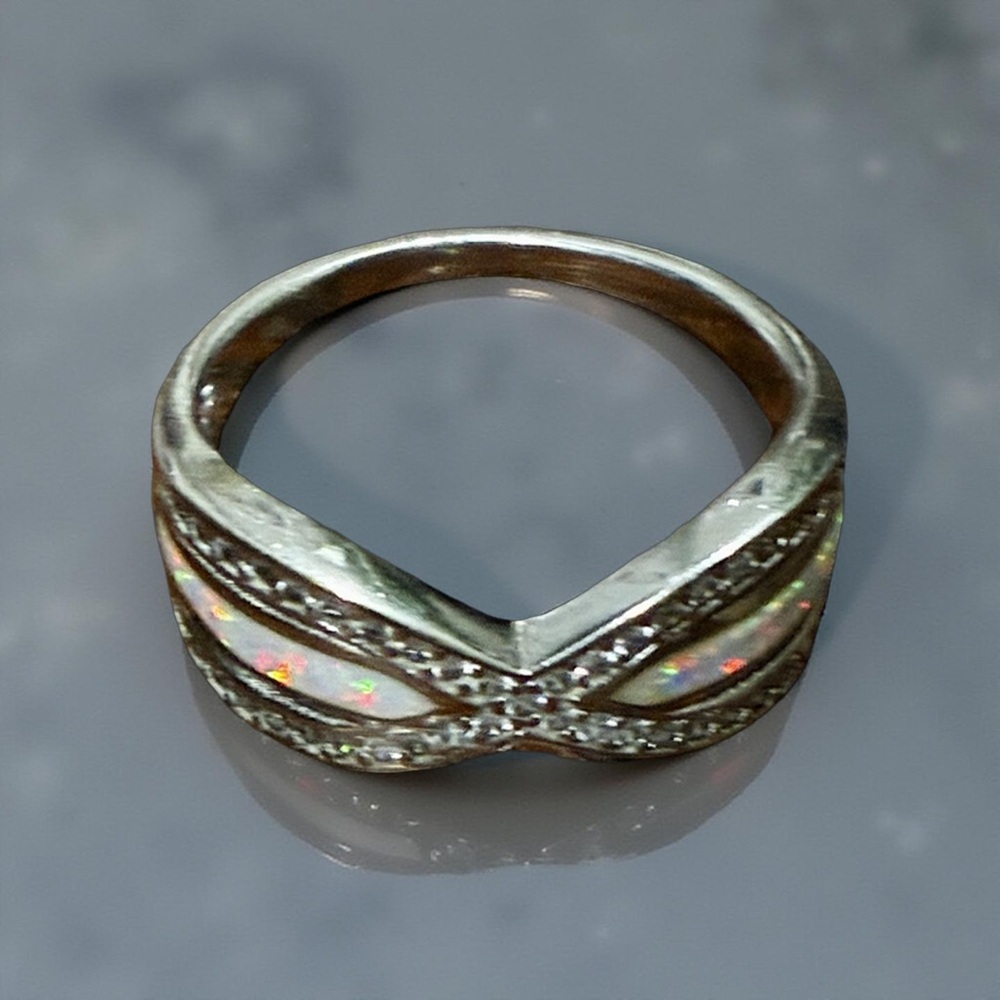 Sterling Silver Ring with Inset Stones - Picture 2 of 4